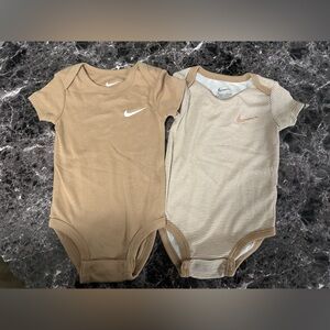 Nike Baby Bodysuit in Tan 9M